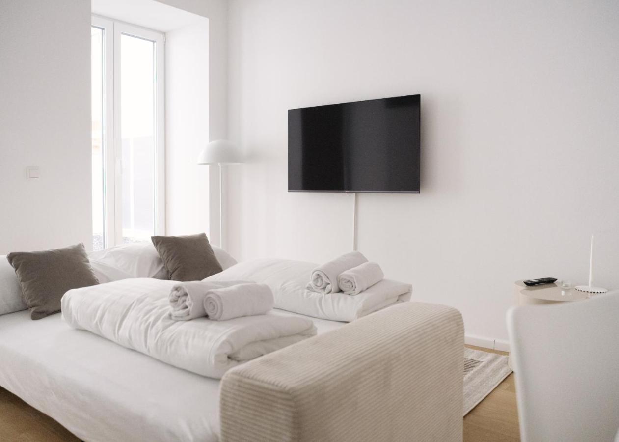 Stylish & Modern - Private Garden & Free Parking Wien